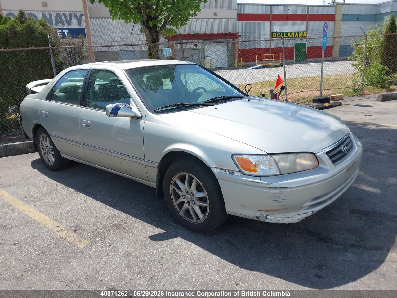 JT2BF22K6Y0261865 · 2000 TOYOTA CAMRY