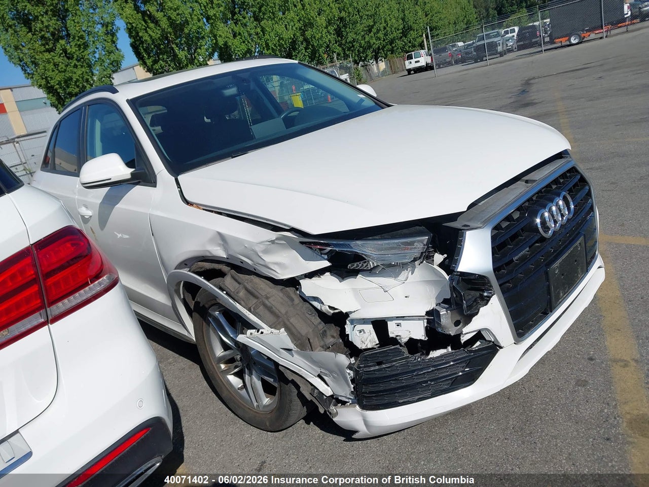 WA1ECCFS8JR****** · 2018 AUDI Q3 · 1/12