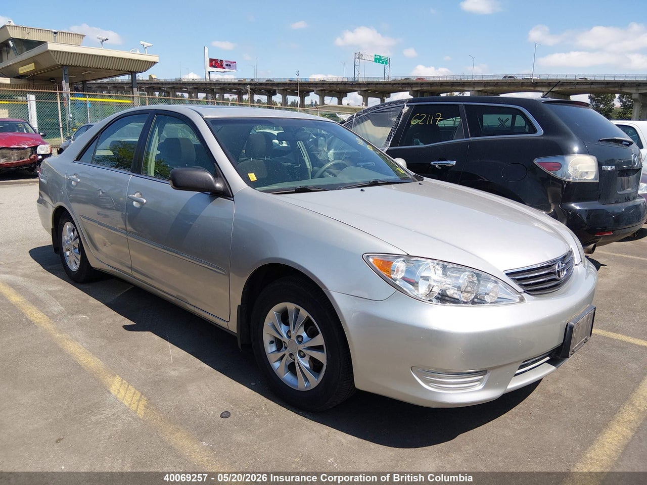 4T1BE32K15U520536 · 2005 TOYOTA CAMRY LE/XLE/SE