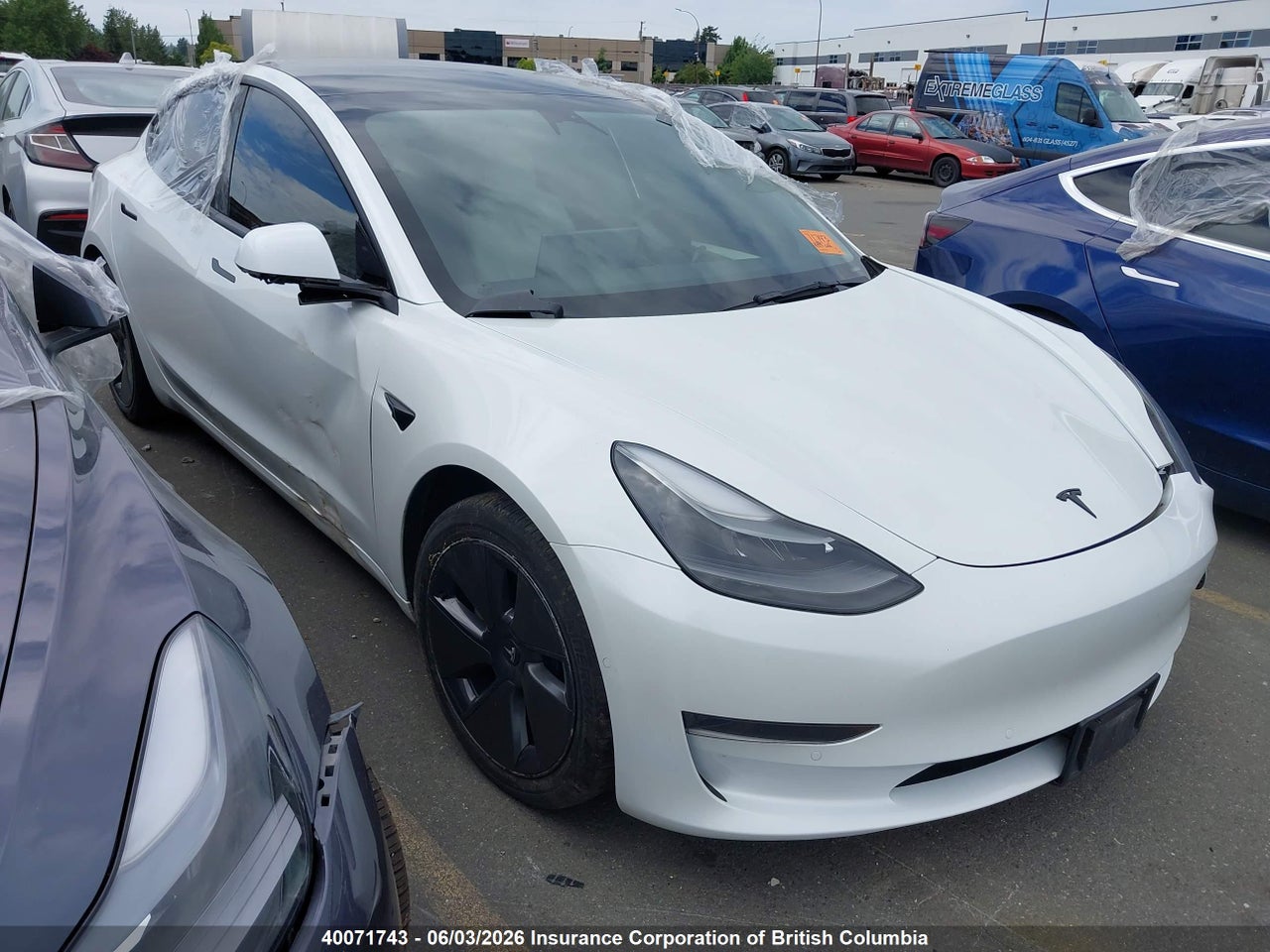 5YJ3E1EA3NF330598 · 2022 TESLA MODEL 3 RWD/STANDARD RANGE