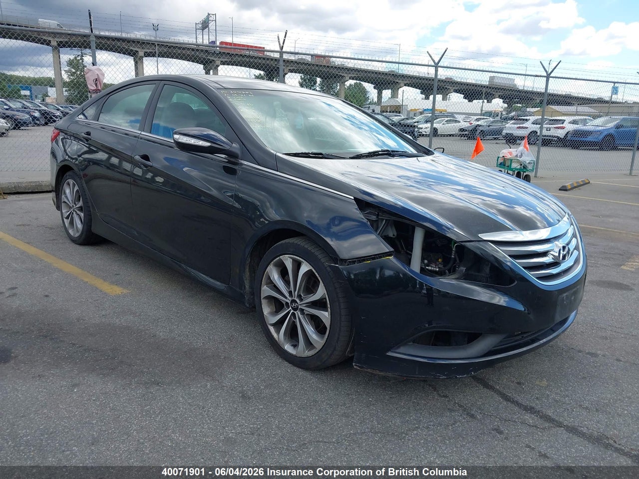 5NPEC4AC6EH841215 · 2014 HYUNDAI SONATA SE