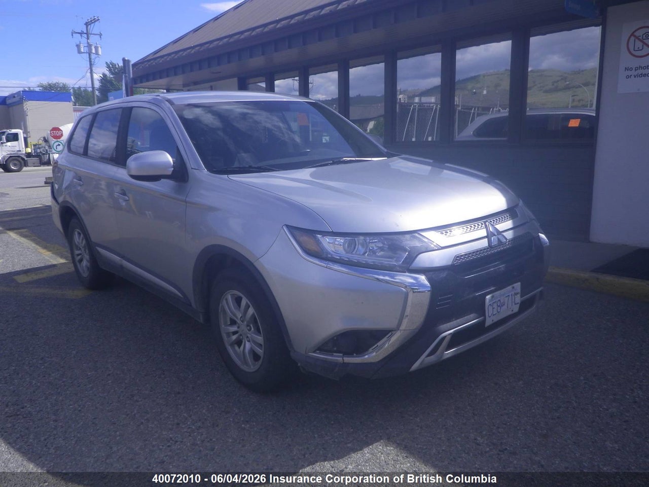 JA4AZ2A33KZ609655 · 2019 MITSUBISHI OUTLANDER ES