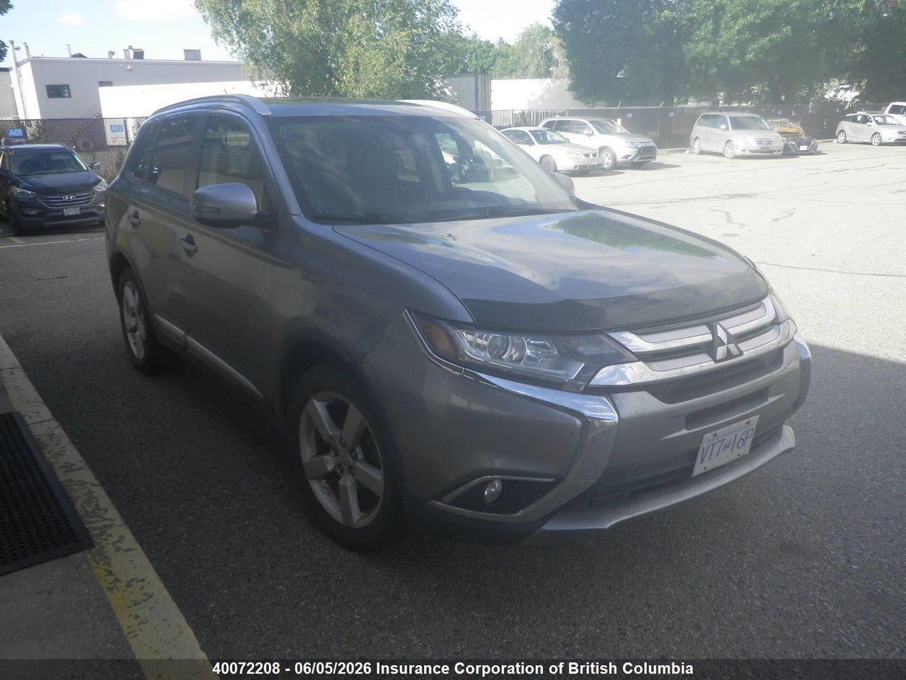 JA4AZ2A39GZ605696 · 2016 MITSUBISHI OUTLANDER ES