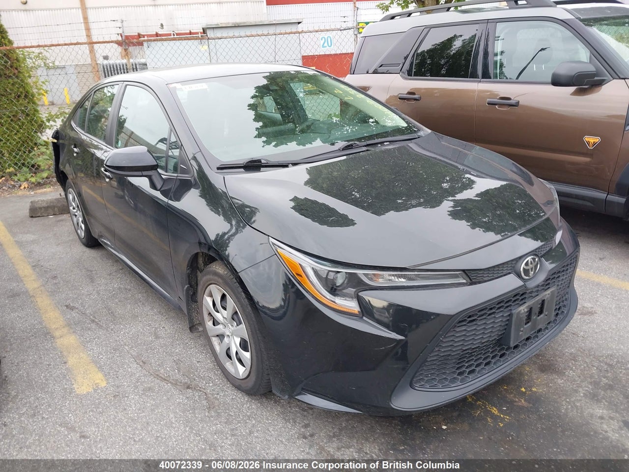 5YFBPMBE7MP214449 · 2021 TOYOTA COROLLA LE