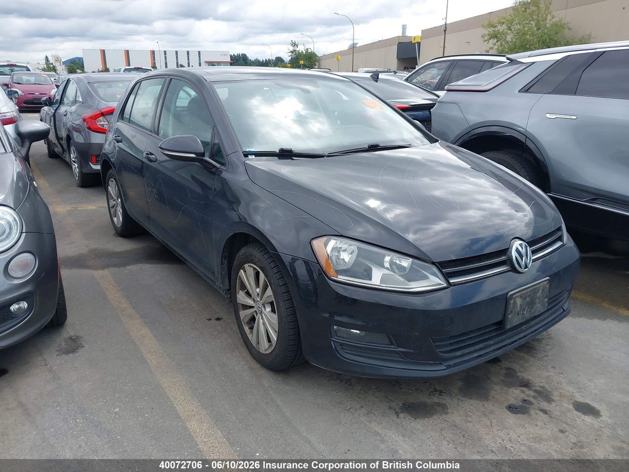 3VW217AU8HM051686 · 2017 VOLKSWAGEN GOLF
