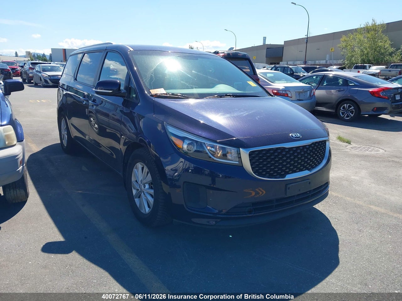 KNDMB5C10J6392697 · 2018 KIA SEDONA LX