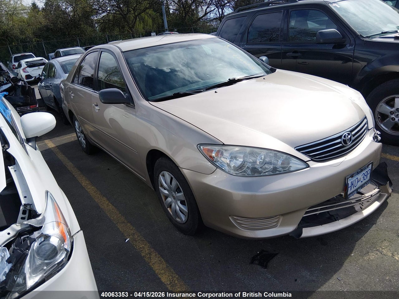 4T1BE32KX5U065119 · 2005 TOYOTA CAMRY LE/XLE/SE