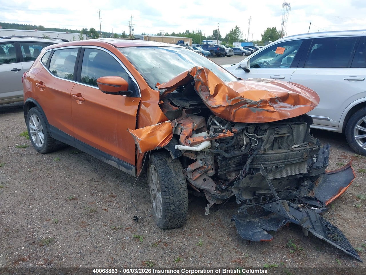 JN1BJ1CR7JW280121 · 2018 NISSAN QASHQAI S/SL/SV