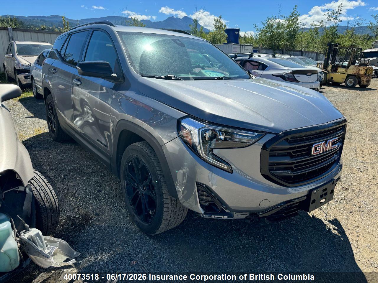 3GKALVEX3KL139936 · 2019 GMC TERRAIN SLT