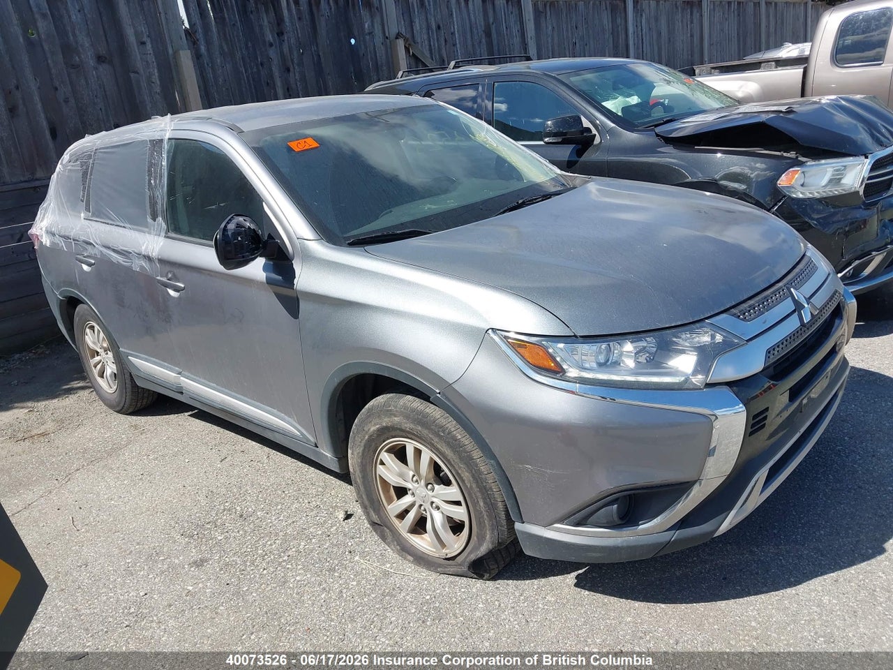 JA4AZ2A32KZ609145 · 2019 MITSUBISHI OUTLANDER ES