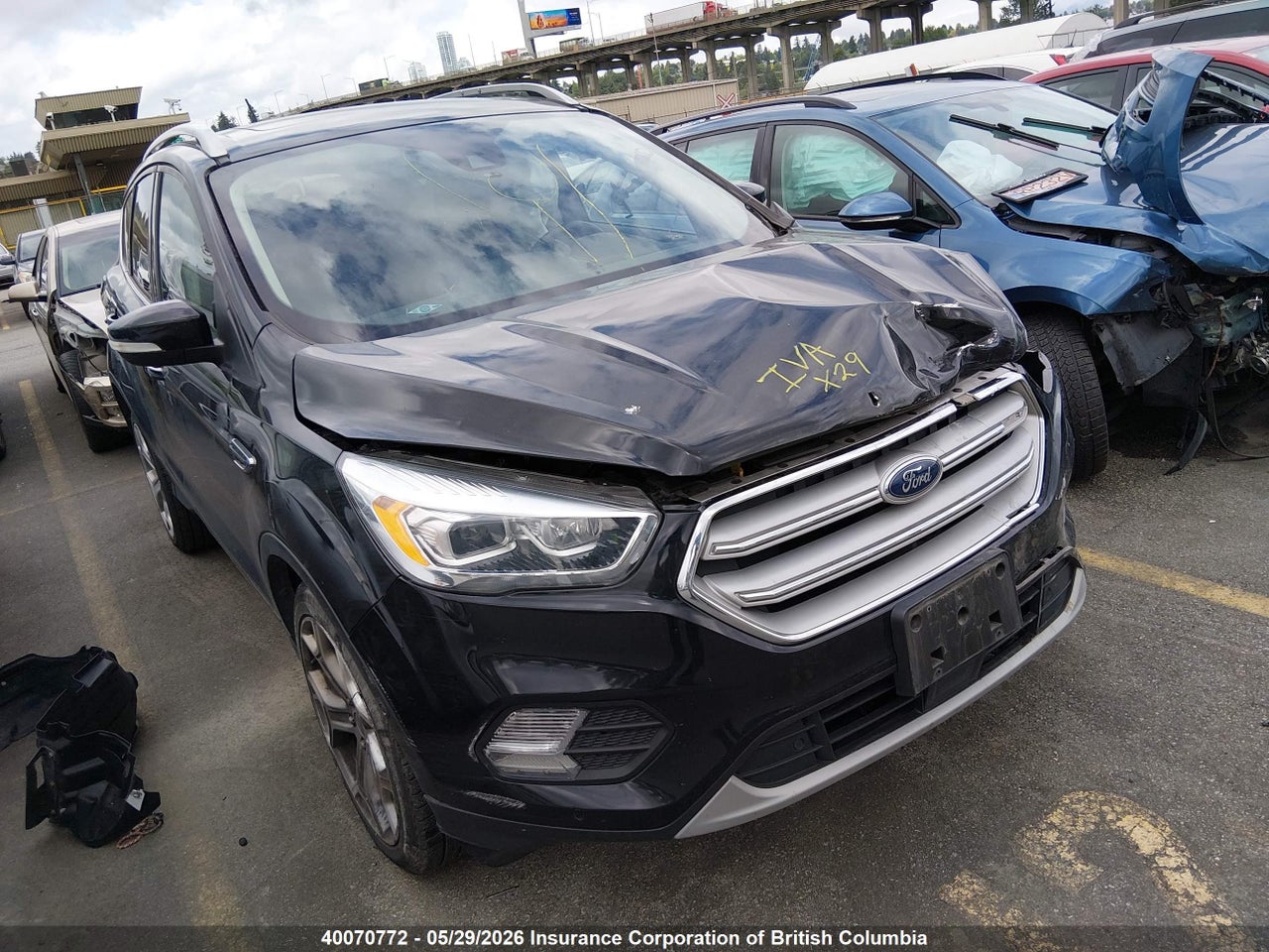 1FMCU9J99JUB30061 · 2018 FORD ESCAPE TITANIUM