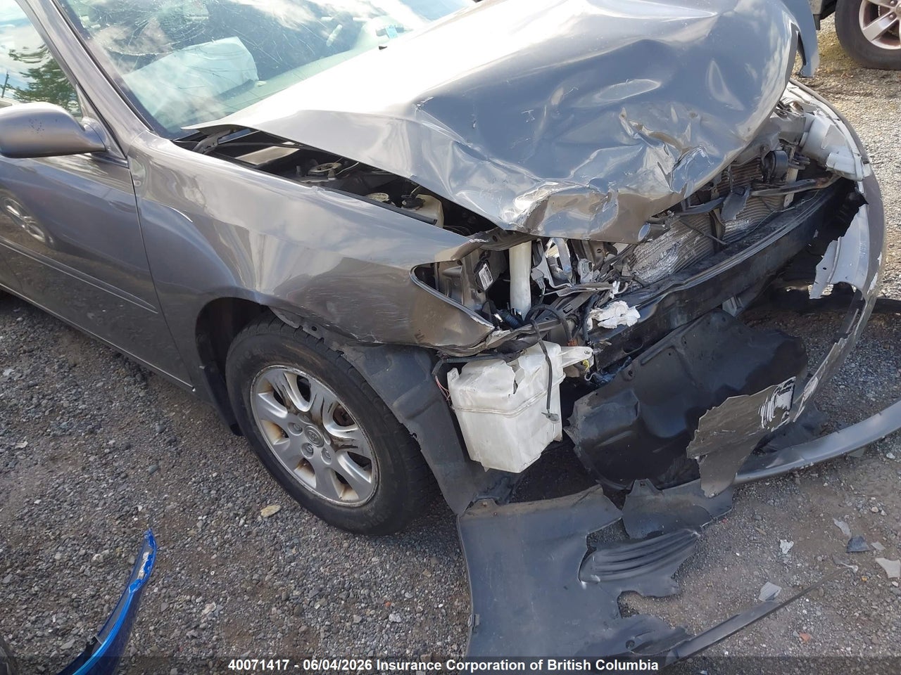 4T1BF32K05U590638 · 2005 TOYOTA CAMRY LE/XLE/SE
