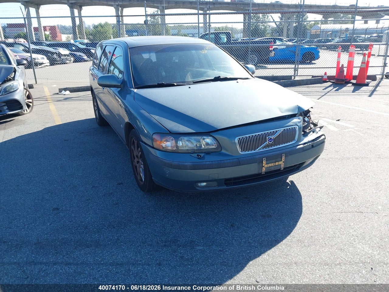 YV1SW53D632309445 · 2003 VOLVO V70
