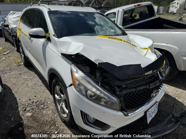 5XYPHDA19GG085382 · 2016 KIA SORENTO EX
