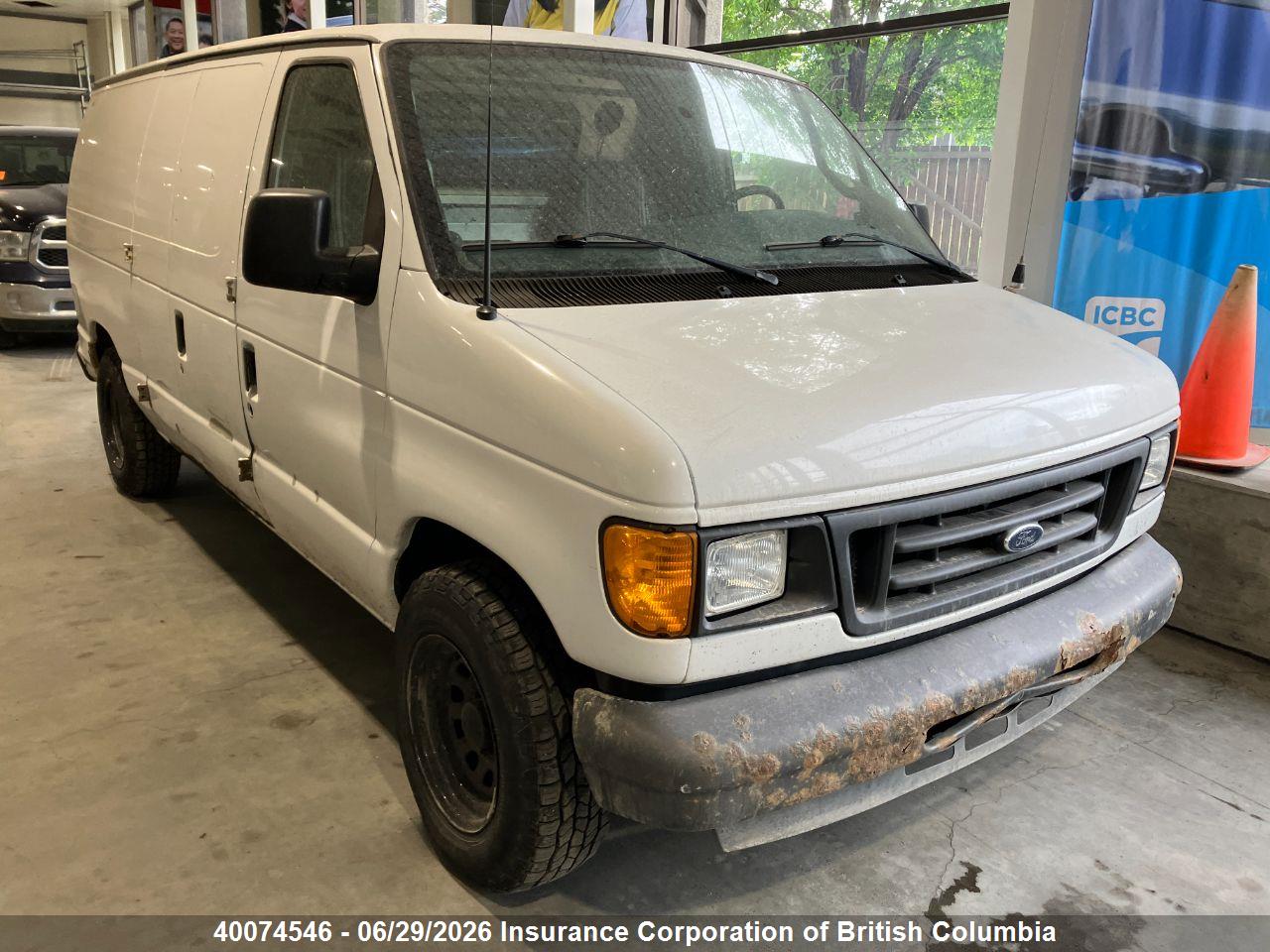 1FTRE14W05HB35775 · 2005 FORD E150