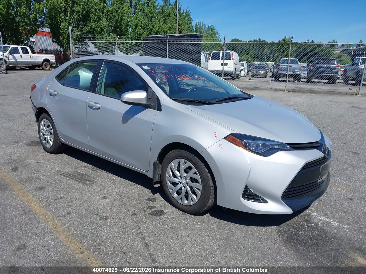 2T1BURHE4HC883927 · 2017 TOYOTA COROLLA LE
