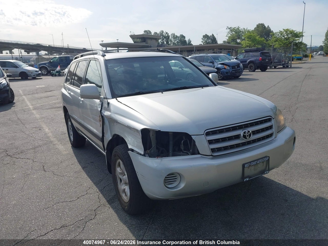 JTEHF21AX10039888 · 2001 TOYOTA HIGHLANDER