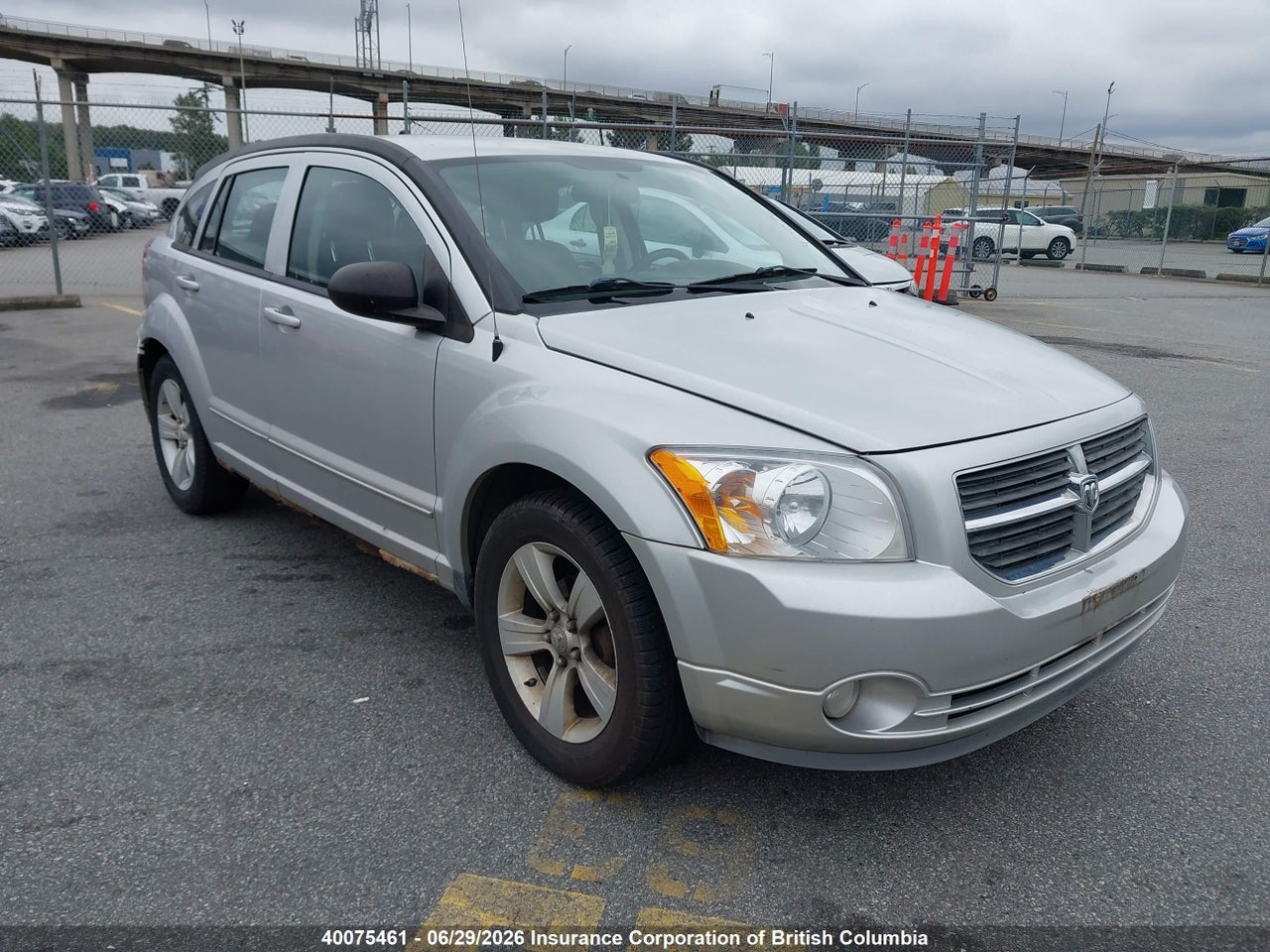 1B3CB4HA7BD263143 · 2011 DODGE CALIBER SXT