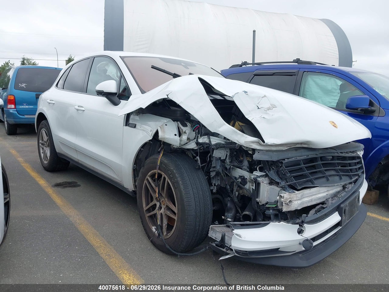 WP1AB2A55LLB38042 · 2020 PORSCHE MACAN