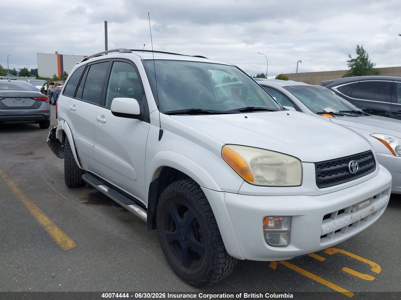 JTEHH20VX10110697 · 2001 TOYOTA RAV4