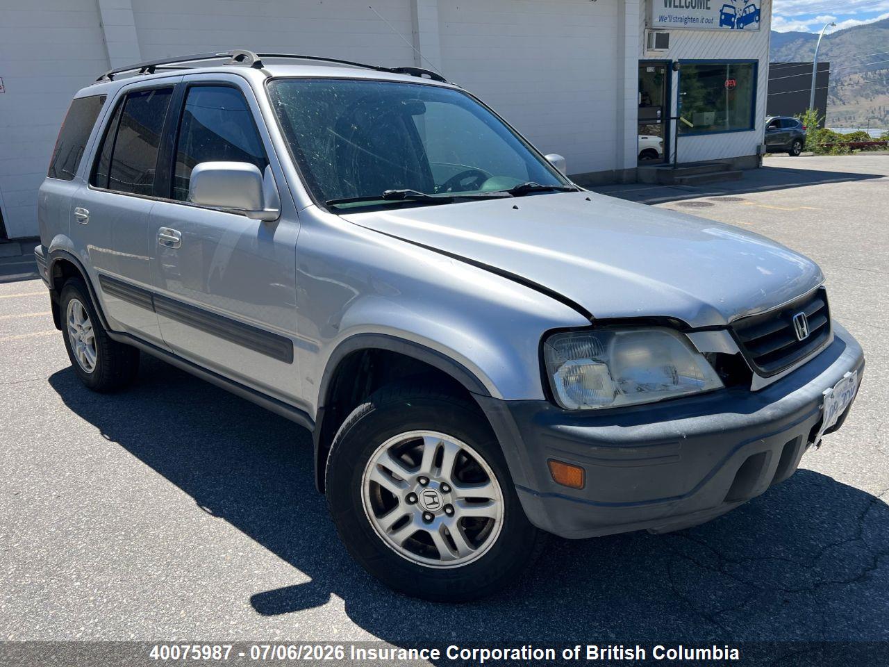 JHLRD1851YC810459 · 2000 HONDA CR-V