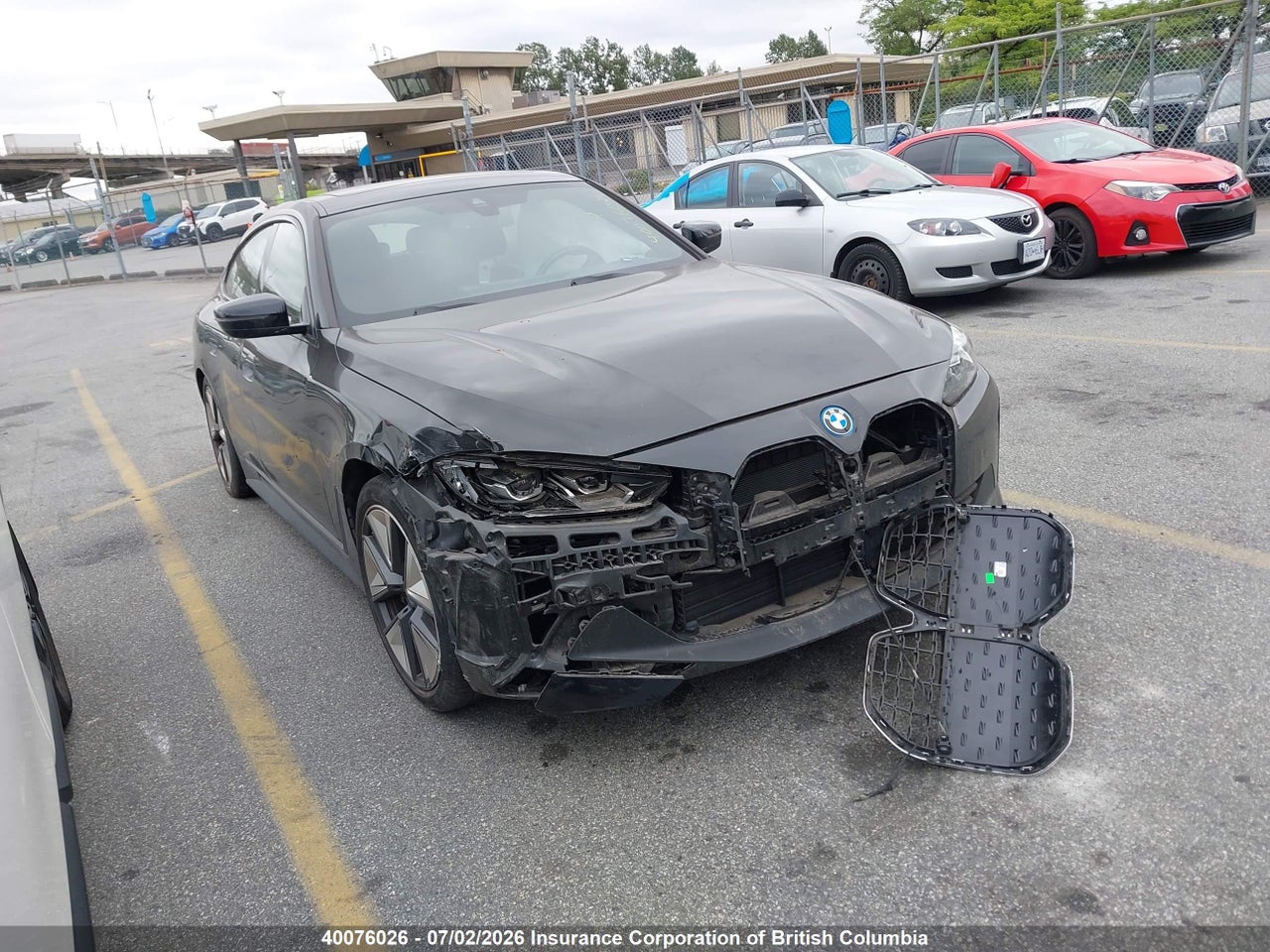 WBY73AW00NFM95208 · 2022 BMW I4