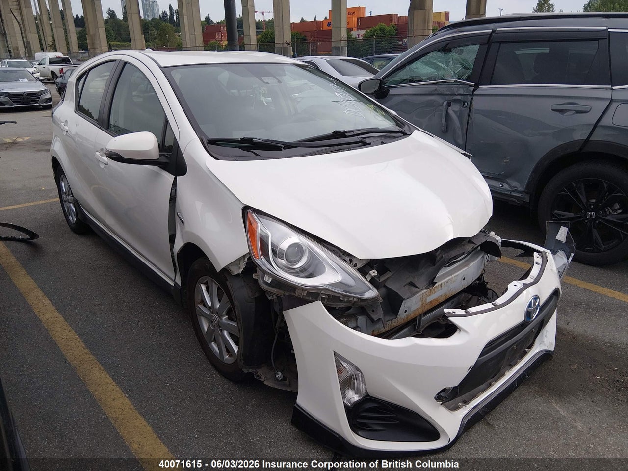 JTDKDTB34H1597326 · 2017 TOYOTA Prius c