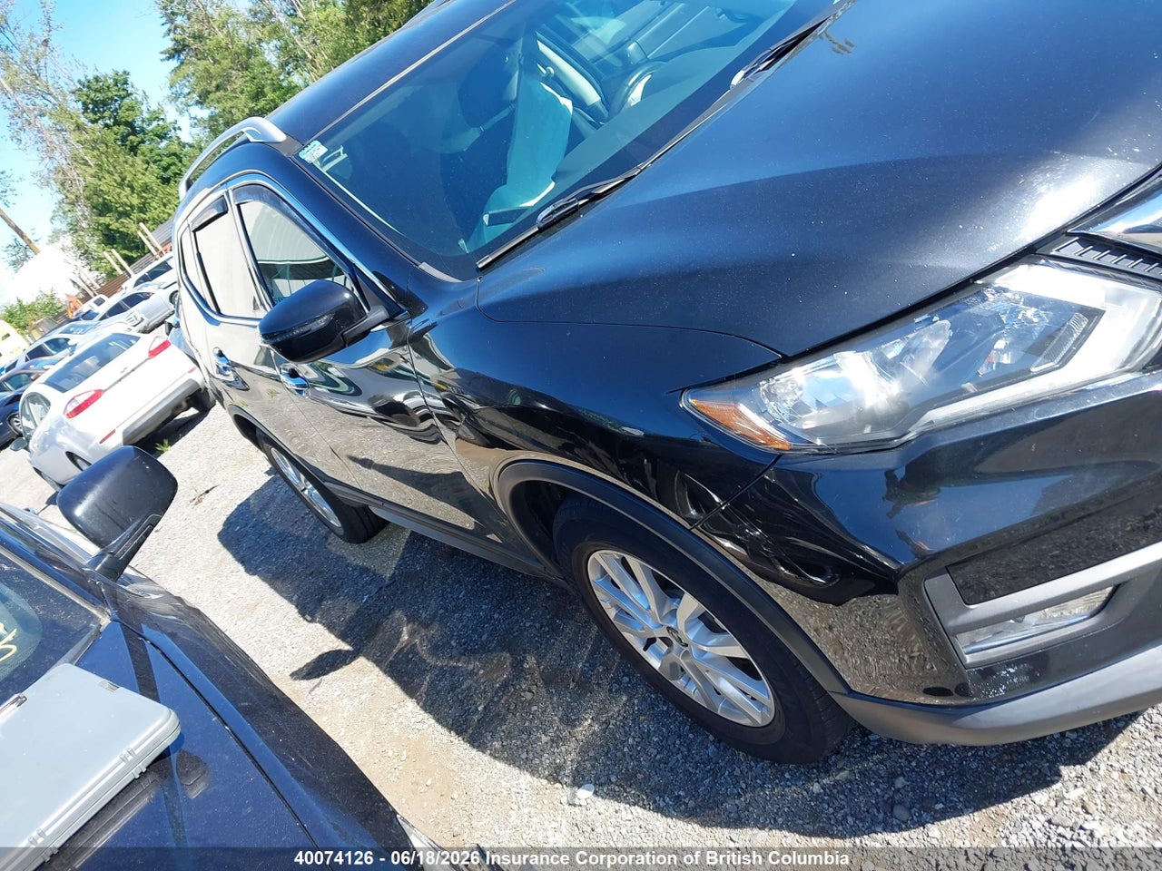 5N1AT2MV2HC739213 · 2017 NISSAN ROGUE SV/SL