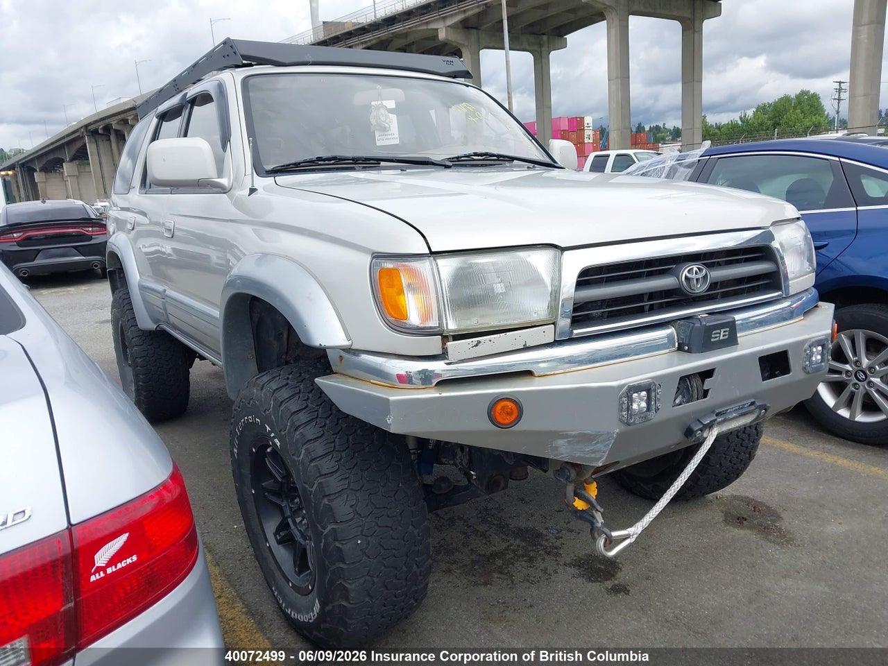 JT3HN87R6W0138033 · 1998 TOYOTA 4RUNNER LIMITED