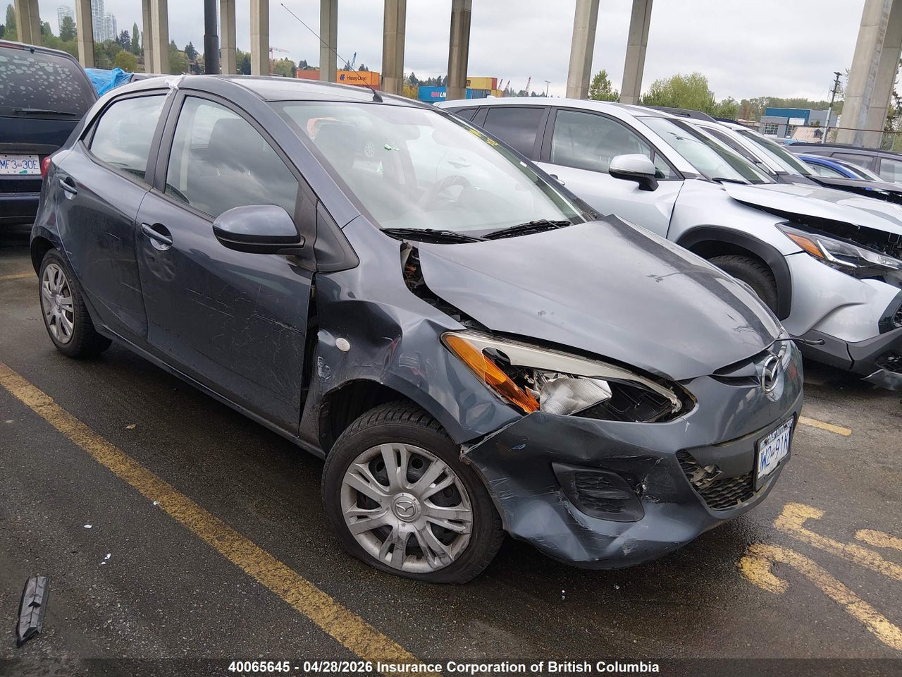 JM1DE1HY6B0102246 · 2011 MAZDA MAZDA2
