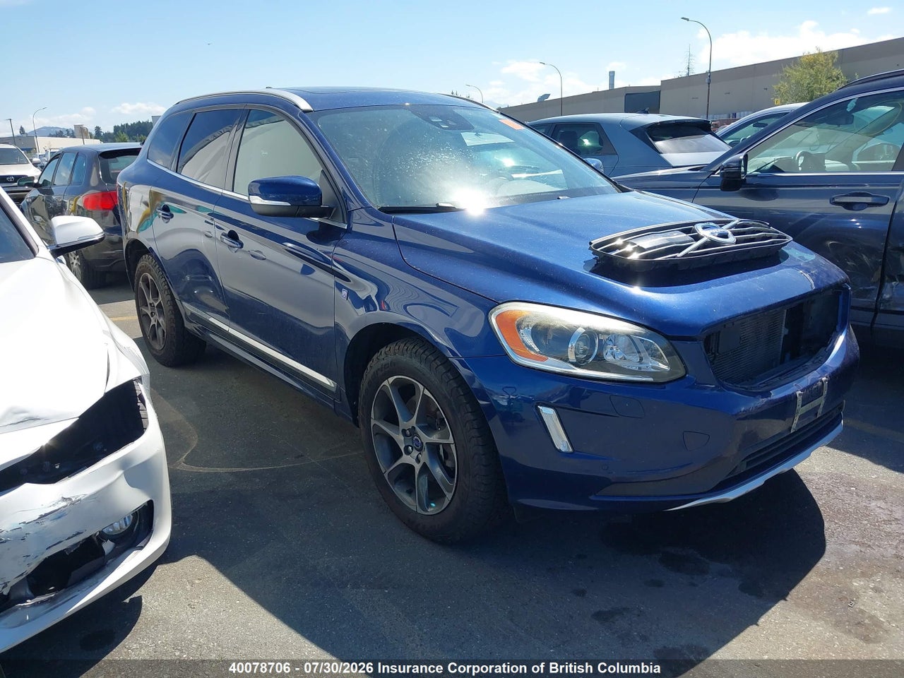 YV4902RU7F2724609 · 2015 VOLVO XC60