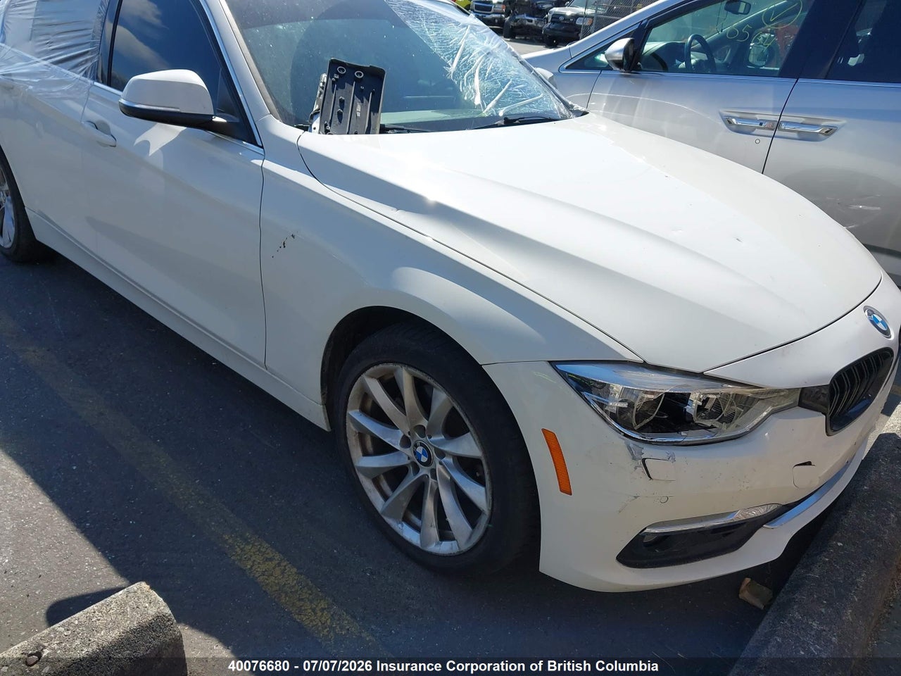 WBA8D9C30HA012475 · 2017 BMW 330 XI