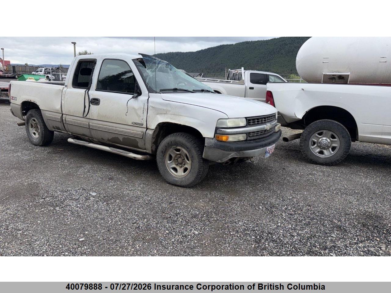 1GCEK19T52Z335806 · 2002 CHEVROLET SILVERADO K1500
