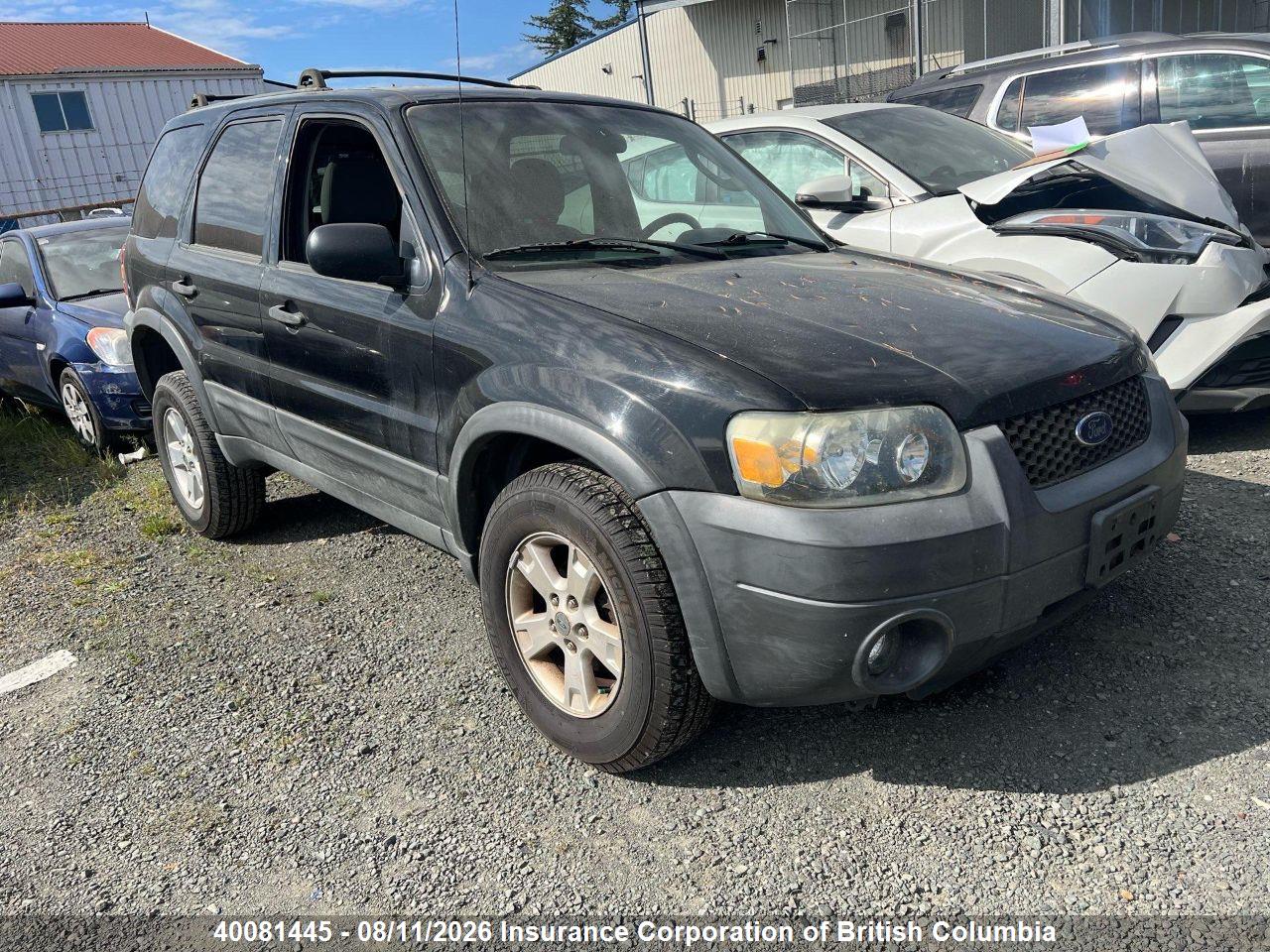 1FMYU03135KA76444 · 2005 FORD ESCAPE XLT