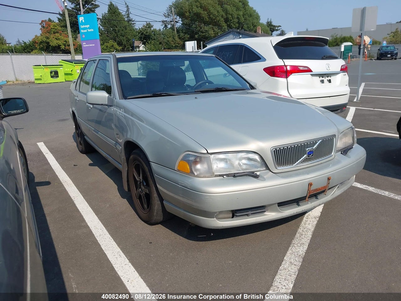 YV1LS61J0Y2650796 · 2000 VOLVO S70