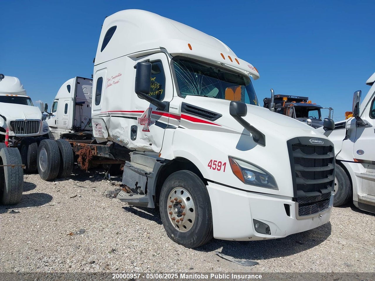 3AKJHHDR2JSJD1153 · 2018 FREIGHTLINER CASCADIA