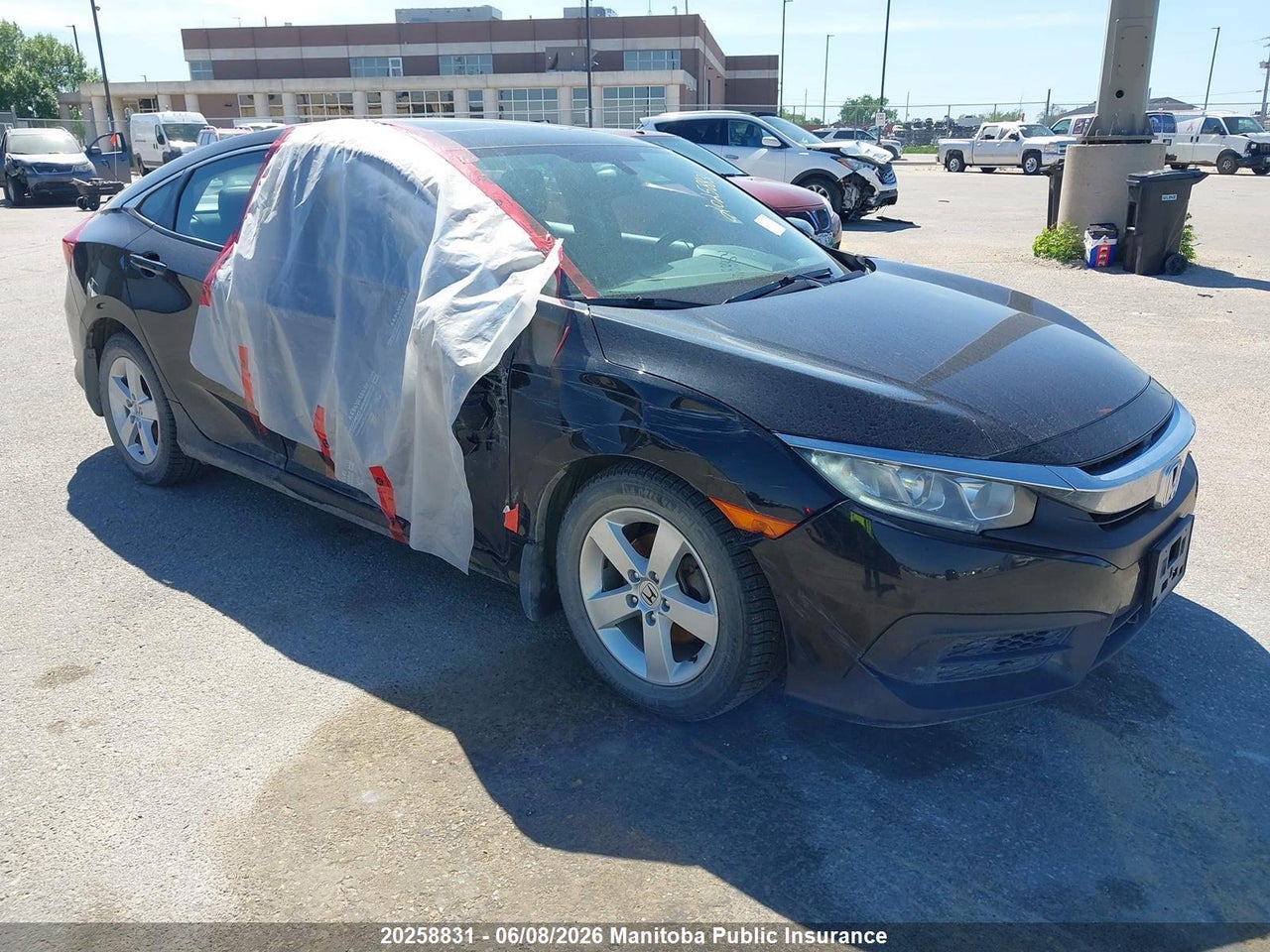 2HGFC2F7XGH022421 · 2016 HONDA CIVIC EX