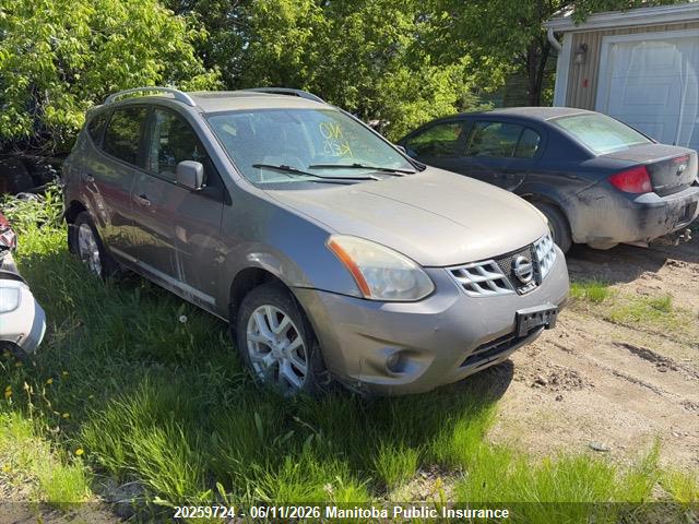 JN8AS5MV8DW129922 · 2013 NISSAN ROGUE SV