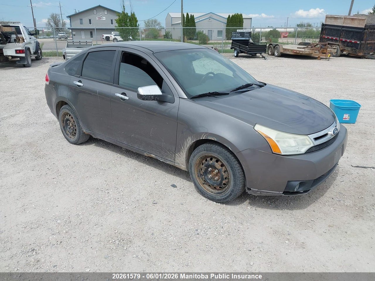 1FAHP3FN1BW198869 · 2011 FORD FOCUS SE