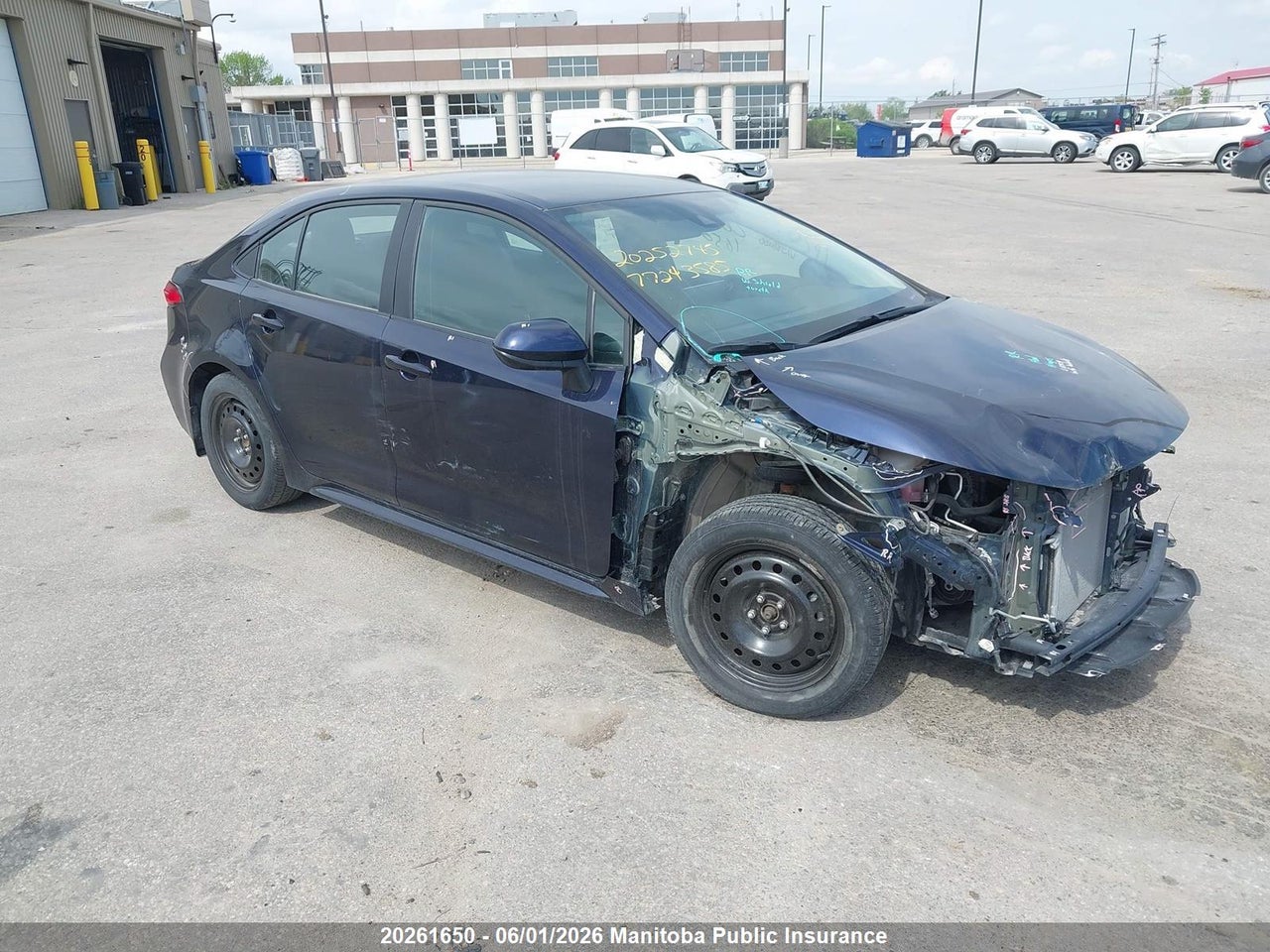 5YFBPMBE0NP388266 · 2022 TOYOTA COROLLA LE
