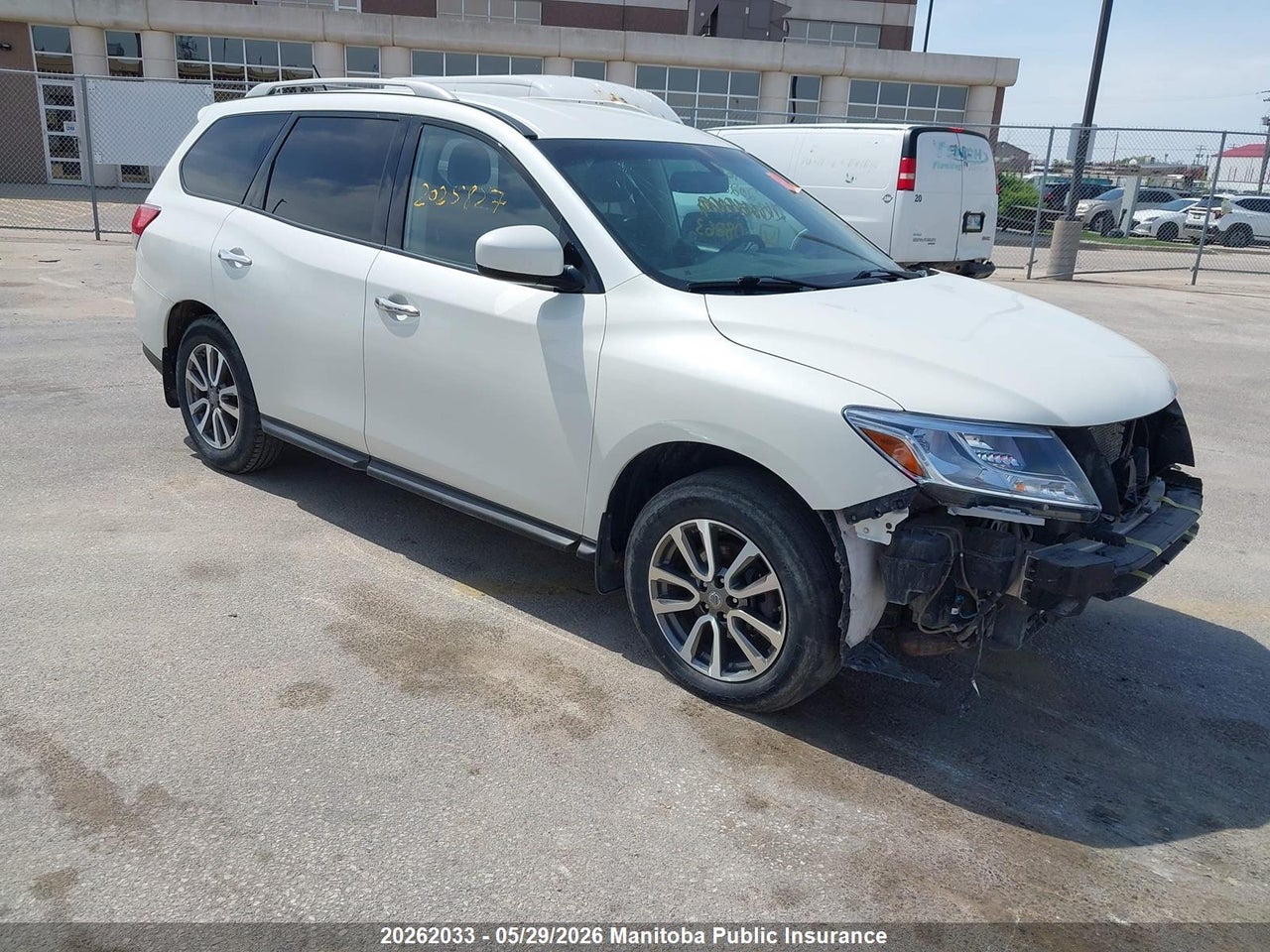 5N1AR2MM6GC608063 · 2016 NISSAN PATHFINDER SV