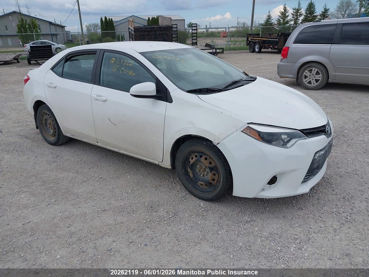 2T1BURHE2FC317262 · 2015 TOYOTA COROLLA LE