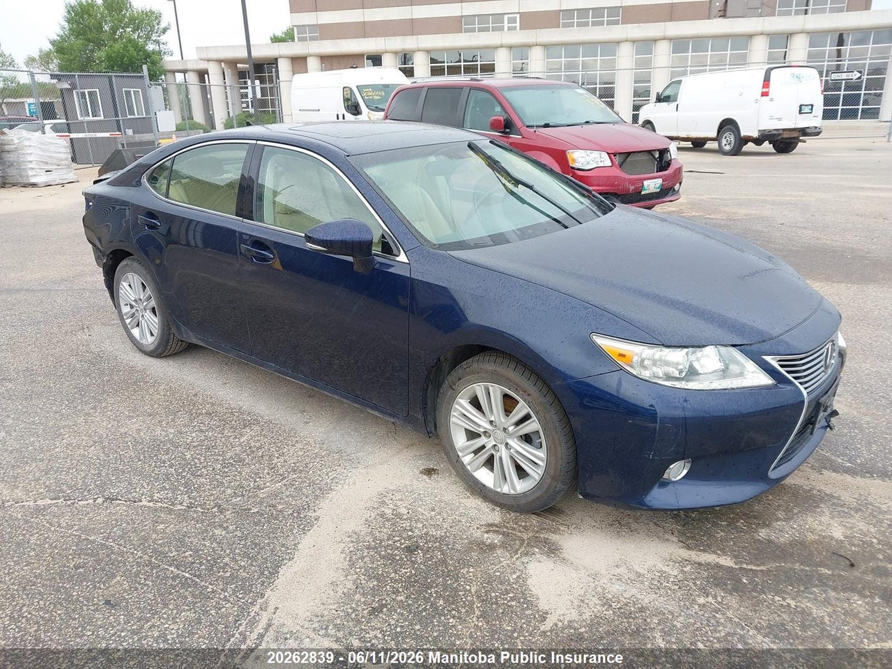 JTHBK1GG4D2049318 · 2013 LEXUS ES 350