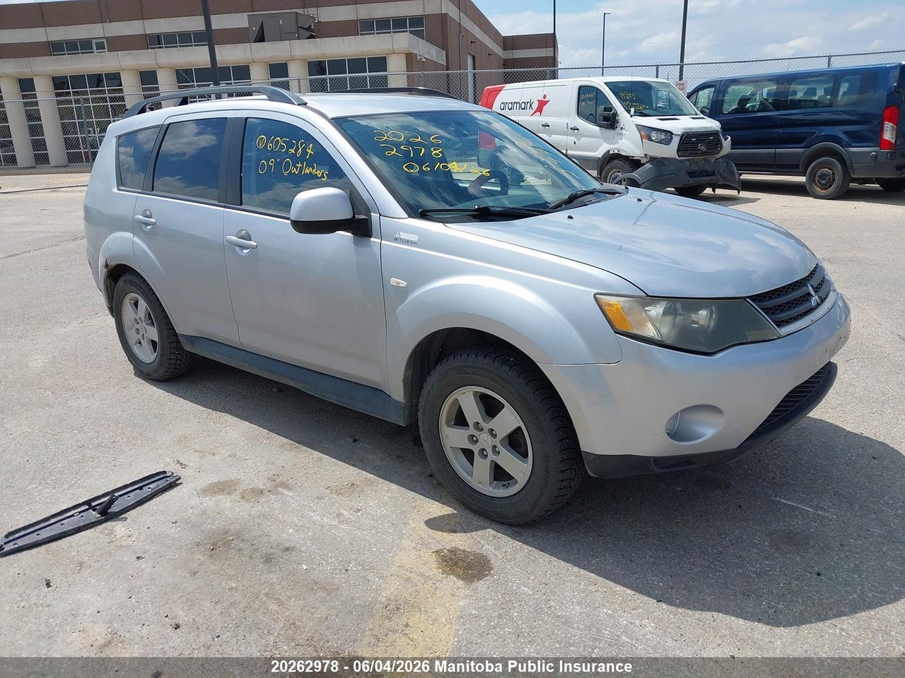 JA4LT21W99Z605284 · 2009 MITSUBISHI OUTLANDER ES