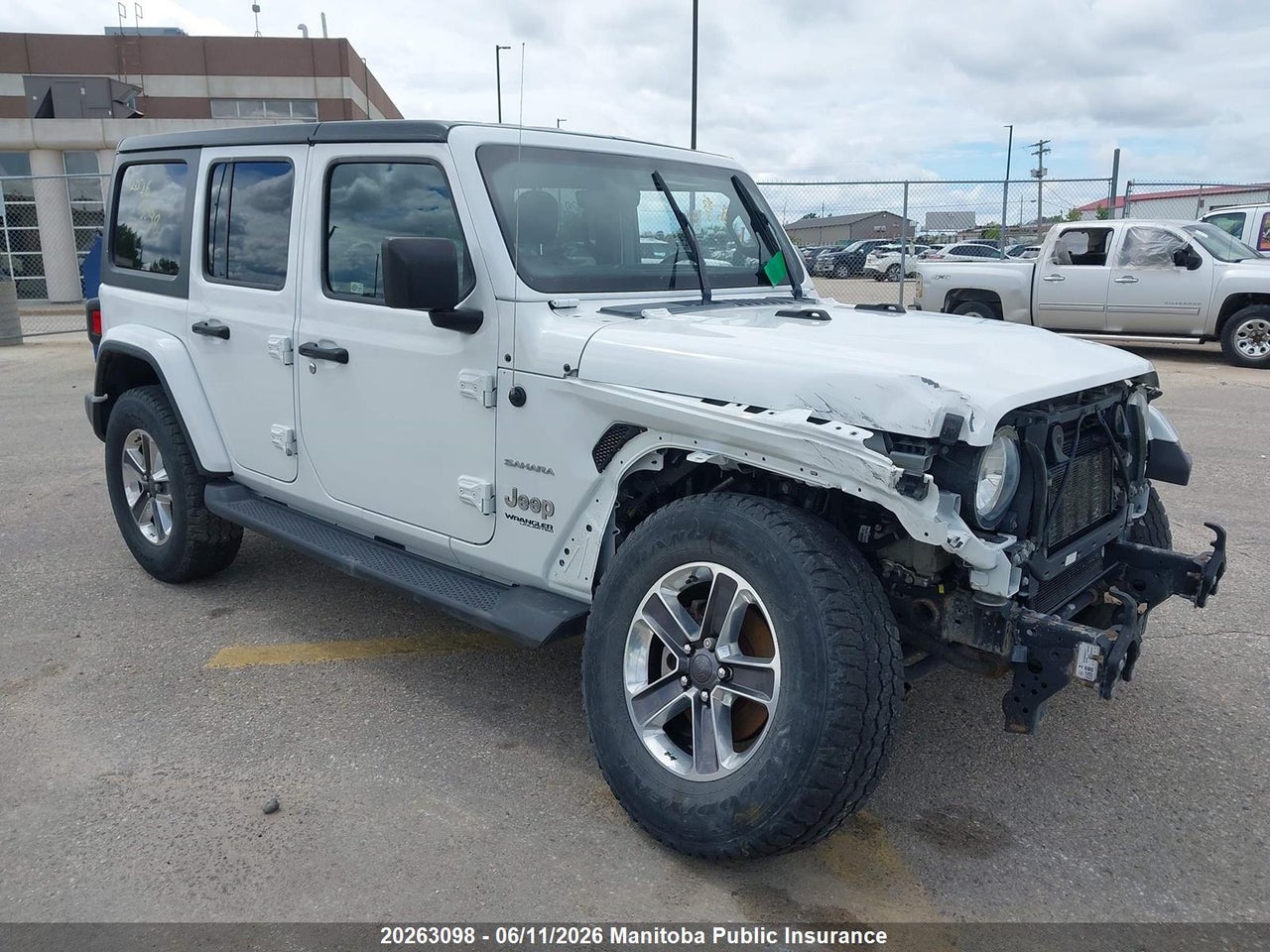 1C4HJXEN2KW687253 · 2019 JEEP WRANGLER UNLIMITED SAHARA