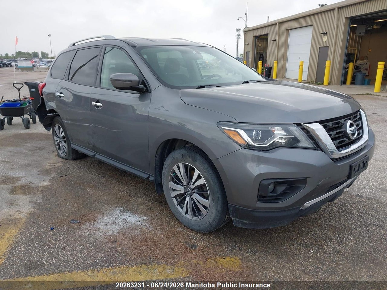 5N1DR2BM5LC594568 · 2020 NISSAN PATHFINDER SV