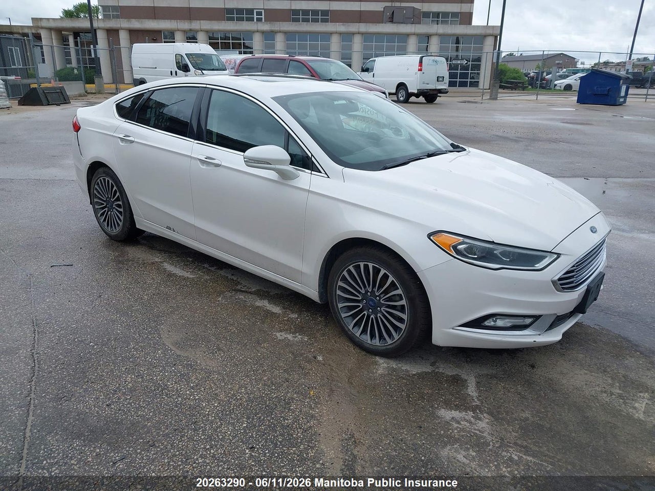 3FA6P0T97HR389074 · 2017 FORD FUSION SE