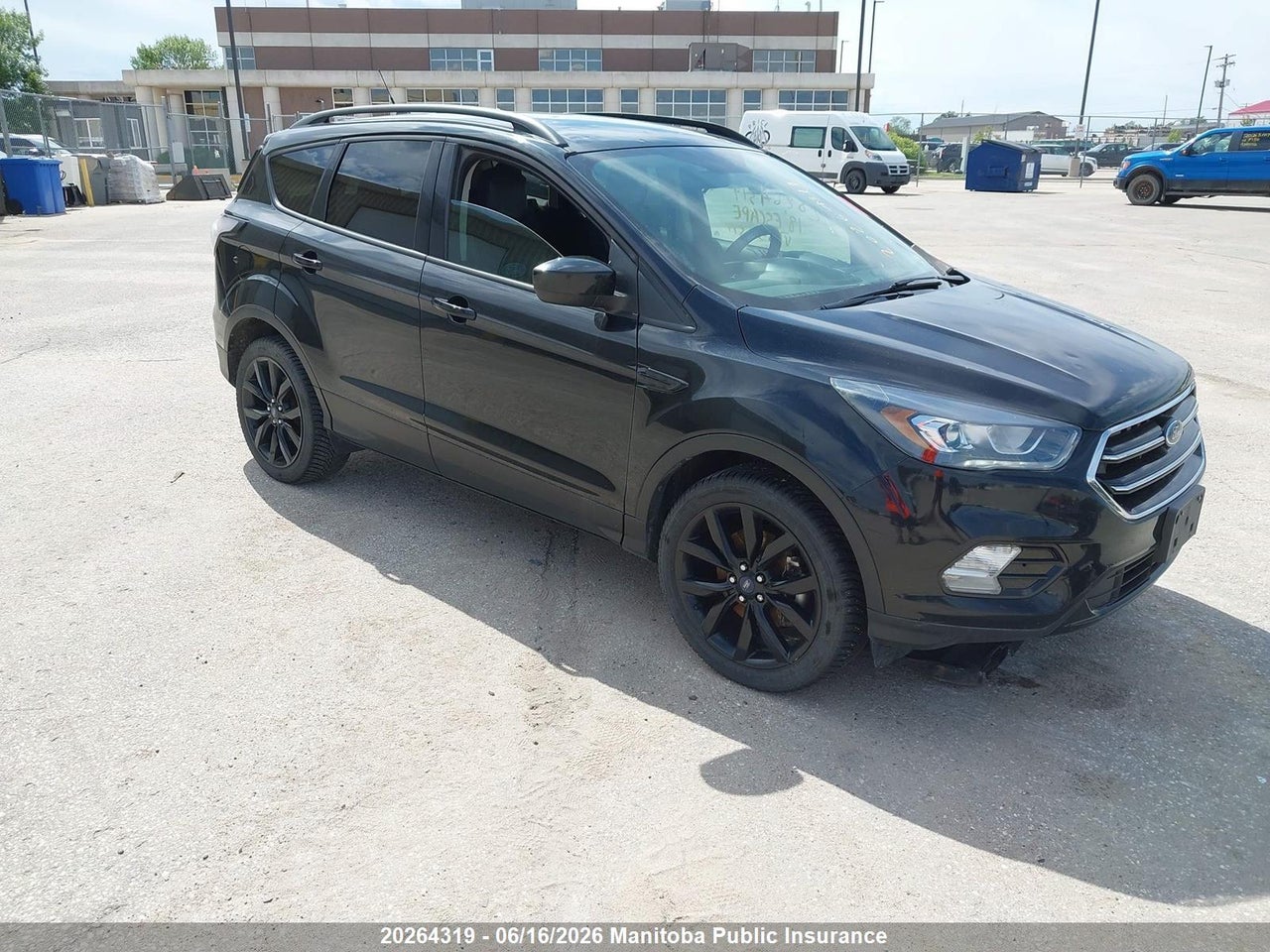 1FMCU9GD4JUB57311 · 2018 FORD ESCAPE SE