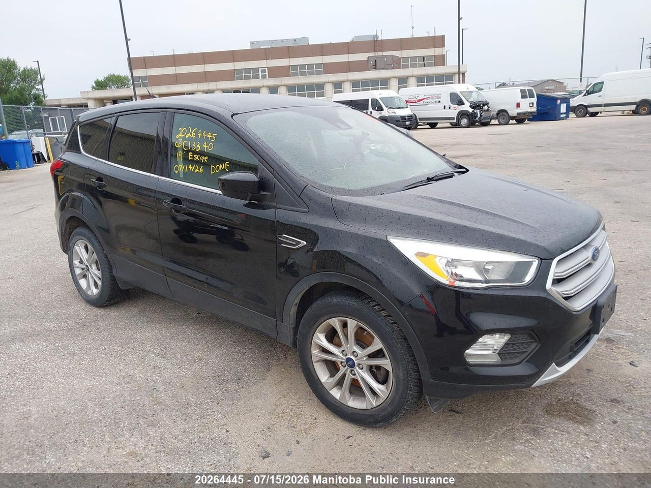 1FMCU9GD5KUC13340 · 2019 FORD ESCAPE SE