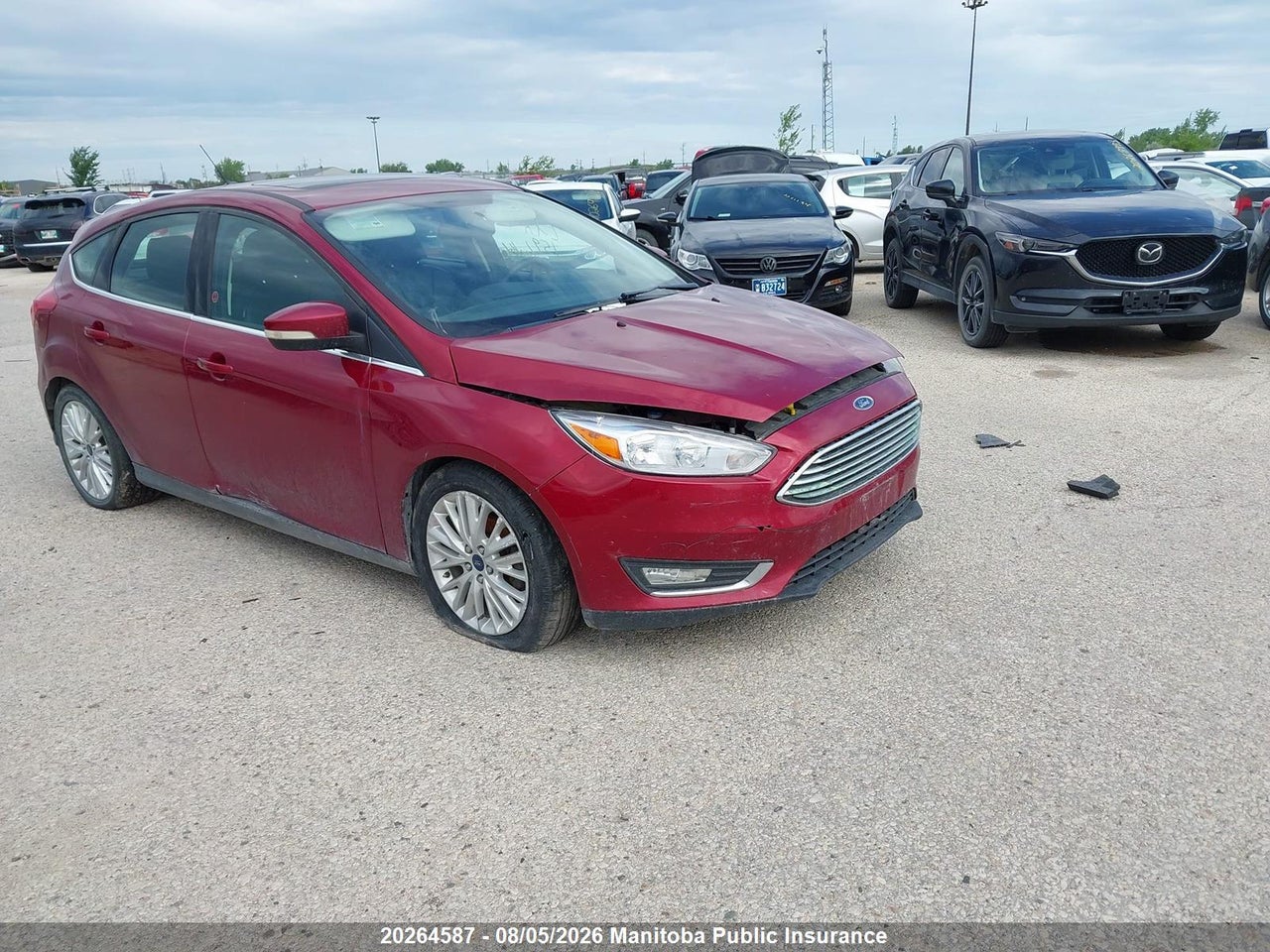 1FADP3N23GL317228 · 2016 FORD FOCUS TITANIUM
